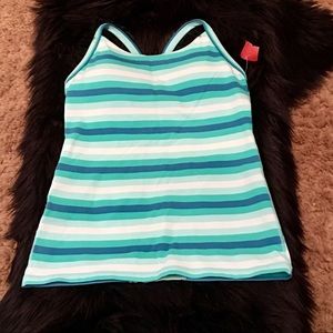 LULULEMON Lght Green Striped Tank w/pads - 8